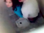 คลิปหลุดผัวเมียแอบเย็ดกันในห้องน้ำเสียงครางลั่นดังออกไปข้างนอกเลยเจอมือดีถ่ายเอาไว้ประจานสะเลยเงี่ยนดีหนัก