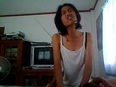 คลิปโป๊ไทยบ้านๆ ไม่ไหวพี่บัวลอย อดอยากหีมาจากไหนเนี้ยมึง เอาหัวควยเขี้ยหีรัว แล้วเยสมันส์ๆ